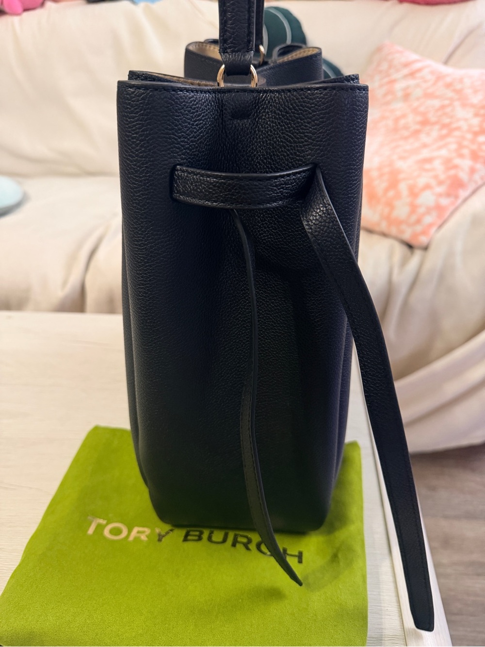Tory Burch Black Romy Leather Bucket Bag - Picture 7 of 10